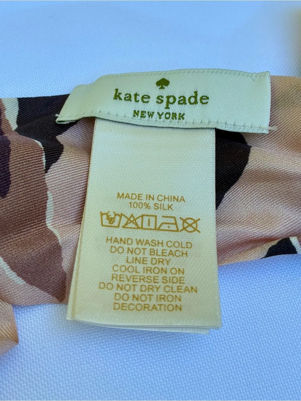 NWT KATE SPADE PAPER ROSE SILK SKINNY SCARF